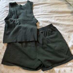 Forest green Brandy Melville set